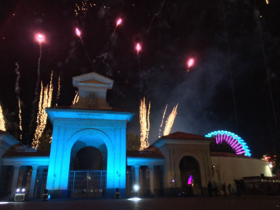 Las imágenes de la apertura de la Puerta de Hierros Fotogalería Actualidad Cadena SER