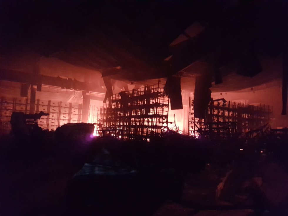 Los plásticos y el gasoil convirtieron en dantesco el incendio Los plásticos y el gasoil convirtieron en dantesco el incendio