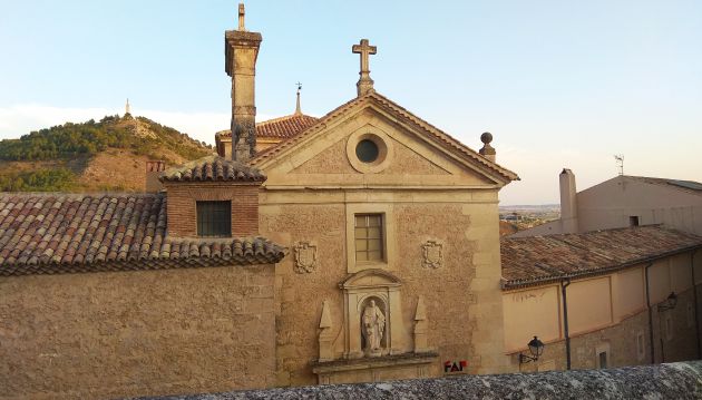 El convento de Carmelitas, sede actual de la Fundación Antonio Pérez.