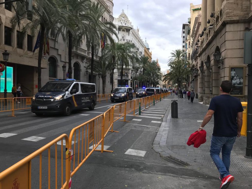 La procesión cívica del 9 d'Octubre en Valencia La procesión cívica del 9 d'Octubre en Valencia