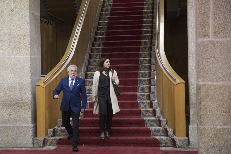 El presidente del Parlamento, Miguel Santalices, y la ex-presidenta de la cámara, Pilar Rojo. El presidente del Parlamento, Miguel Santalices, y la ex-presidenta de la cámara, Pilar Rojo.