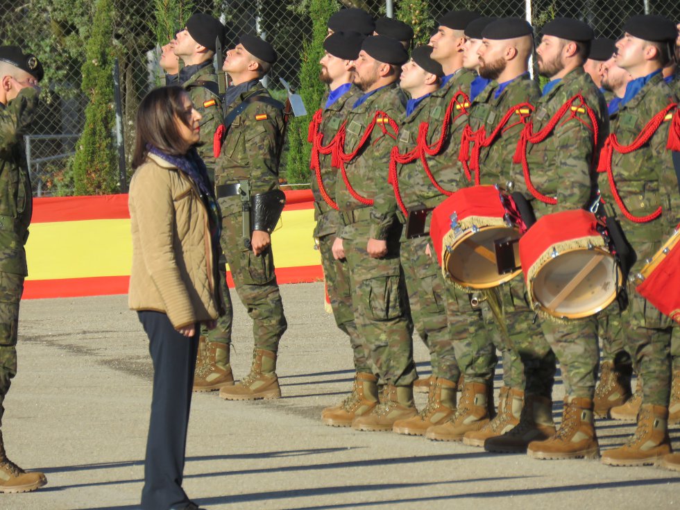 La ministra de Defensa, Margarita Robles, en el campo de tiro de Cerro Muriano La ministra de Defensa, Margarita Robles, en el campo de tiro de Cerro Muriano