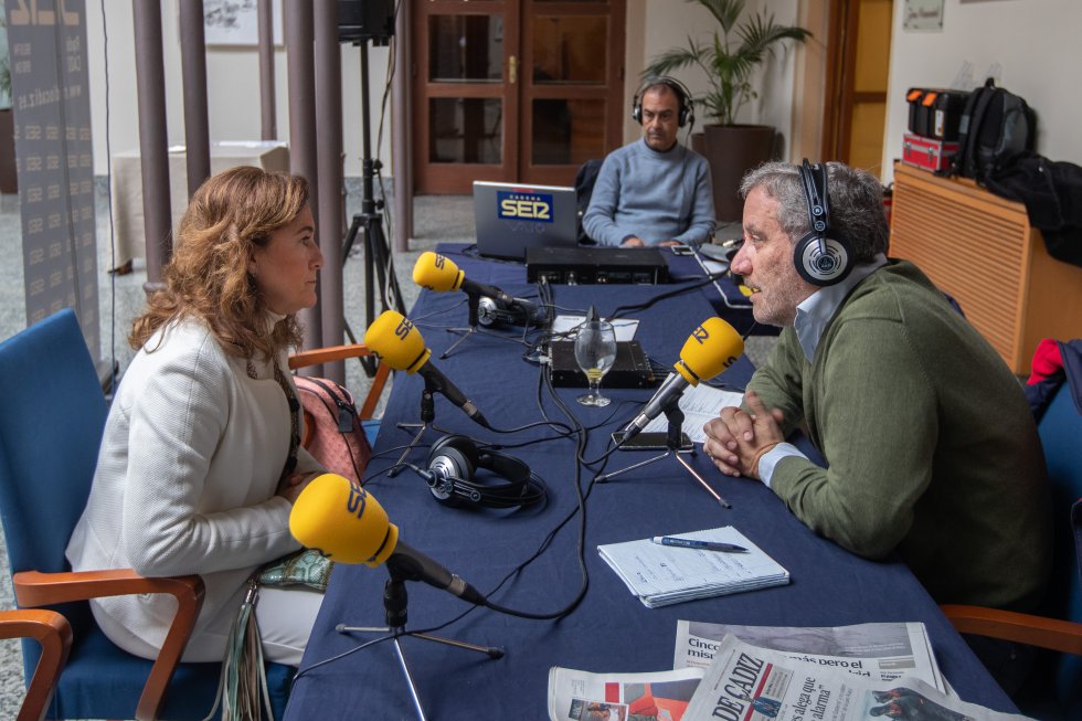 Cristina Vicedo, Directora General de Futurebrand, entrevistada por Carlos Alarcón en Hoy por Hoy Cádiz Cristina Vicedo, Directora General de Futurebrand, entrevistada por Carlos Alarcón en Hoy por Hoy Cádiz