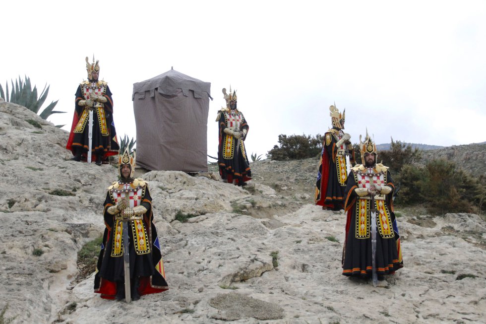 FOTOGALERÍA | La Rendició - Moros y Cristianos Petrer 2018 FOTOGALERÍA | La Rendició - Moros y Cristianos Petrer 2018