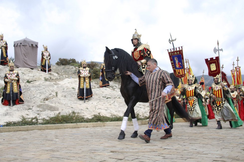 FOTOGALERÍA | La Rendició - Moros y Cristianos Petrer 2018 FOTOGALERÍA | La Rendició - Moros y Cristianos Petrer 2018