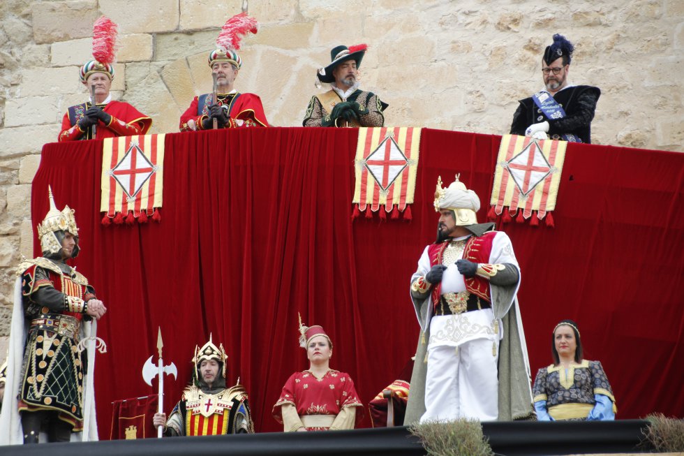 FOTOGALERÍA | La Rendició - Moros y Cristianos Petrer 2018 FOTOGALERÍA | La Rendició - Moros y Cristianos Petrer 2018