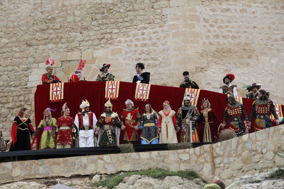 FOTOGALERÍA | La Rendició - Moros y Cristianos Petrer 2018 FOTOGALERÍA | La Rendició - Moros y Cristianos Petrer 2018