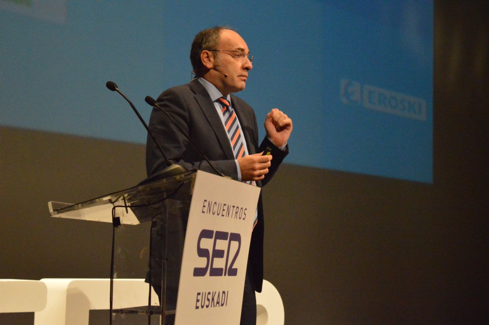Alejando Martínez Berriochoa, Director General Fundación Eroski Alejando Martínez Berriochoa, Director General Fundación Eroski