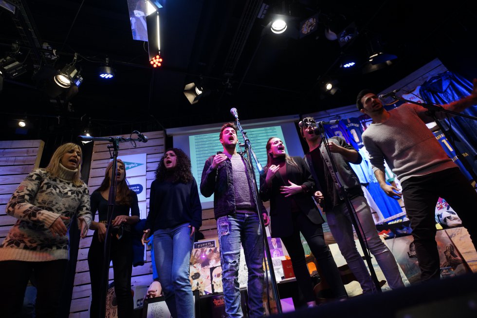 Actuació en directe dels integrants del musical "Broadway a capella" Actuació en directe dels integrants del musical "Broadway a capella"
