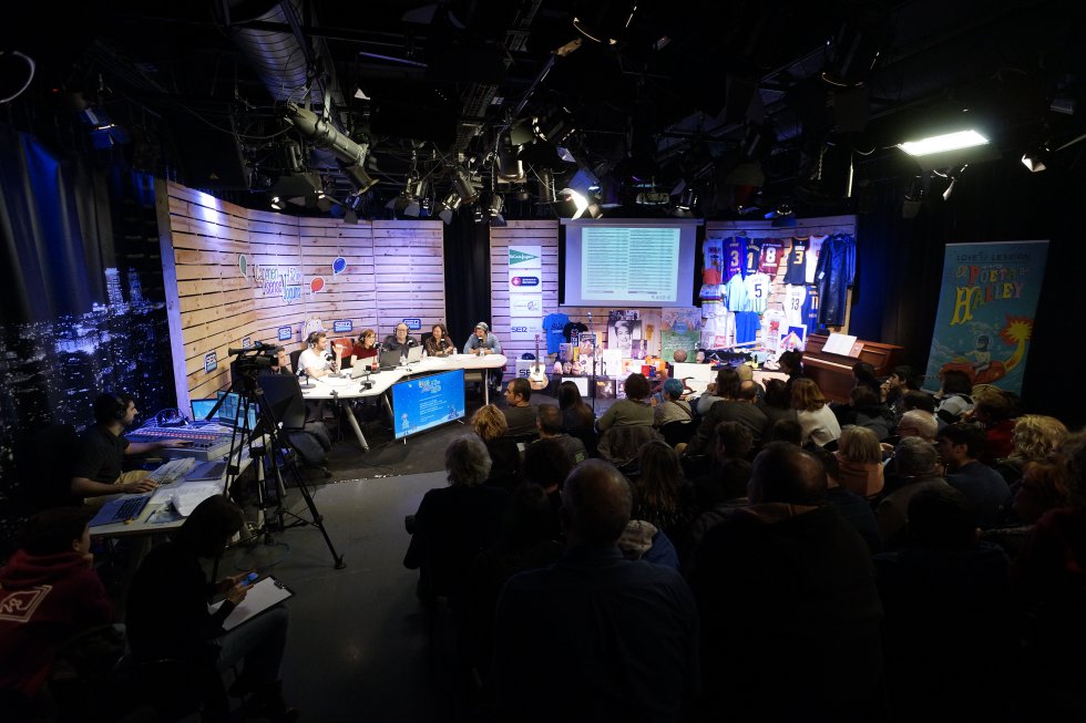 L'Estudi Toresky va tenir una afluència de públic continua durant les gairebé 9 hores de programa en directe L'Estudi Toresky va tenir una afluència de públic continua durant les gairebé 9 hores de programa en directe