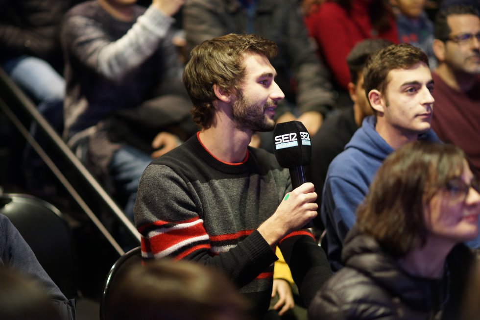 Licitacions en directe des de l'estudi Licitacions en directe des de l'estudi