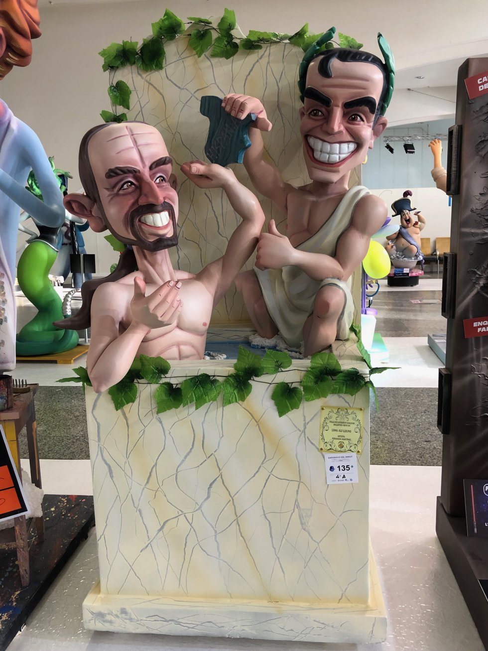 Fotogalería: Franco, Abascal, Juan Carlos I y Pedro Sánchez inspiran a las Fallas Fotogalería: Franco, Abascal, Juan Carlos I y Pedro Sánchez inspiran a las Fallas