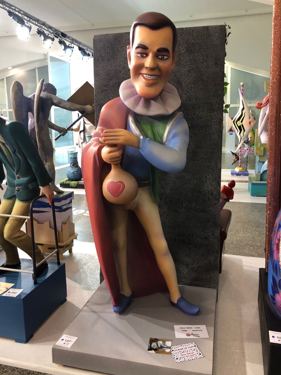 Fotogalería: Franco, Abascal, Juan Carlos I y Pedro Sánchez inspiran a las Fallas Fotogalería: Franco, Abascal, Juan Carlos I y Pedro Sánchez inspiran a las Fallas