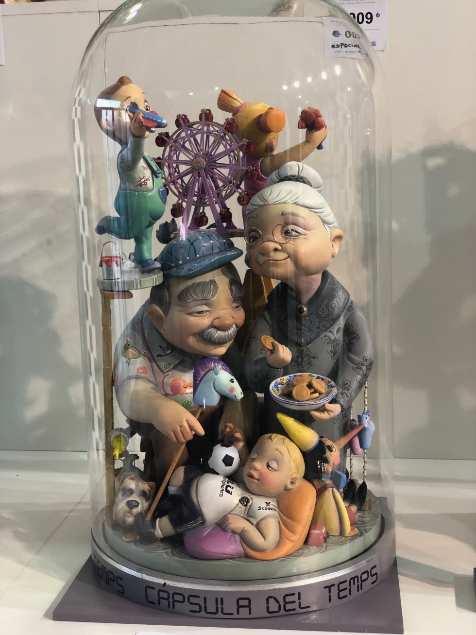 Ninots de las fallas de sección especial y municipales Ninots de las fallas de sección especial y municipales