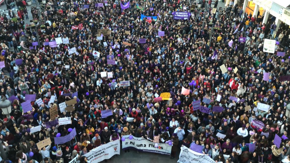 La manifestación feminista en imágenes La manifestación feminista en imágenes