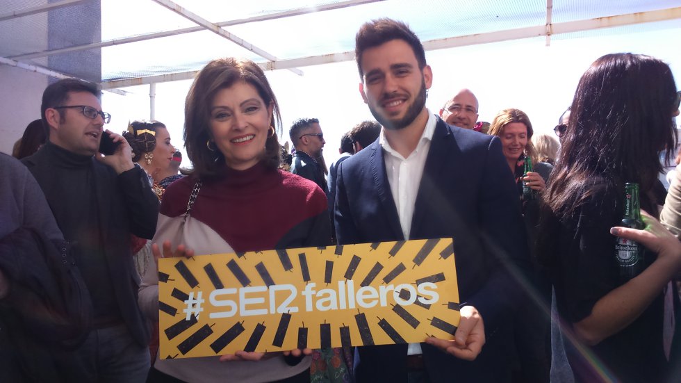 Fotogalería: las mascletàs de 2019 desde el balcón del Ateneo Fotogalería: las mascletàs de 2019 desde el balcón del Ateneo