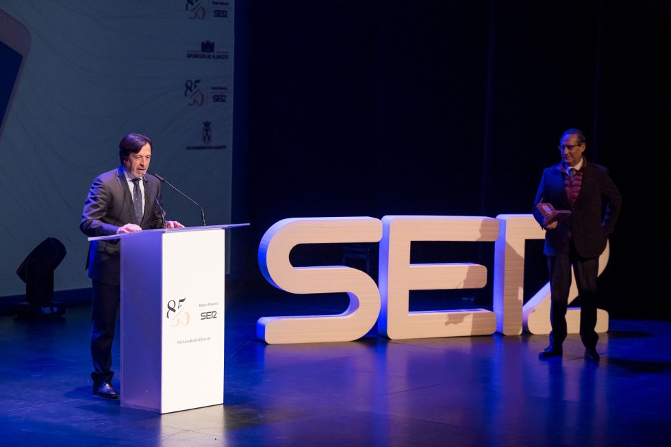 Artemio Pérez, presidente de FEDA recibió el Reconocimiento al empresario Artemio Pérez, presidente de FEDA recibió el Reconocimiento al empresario