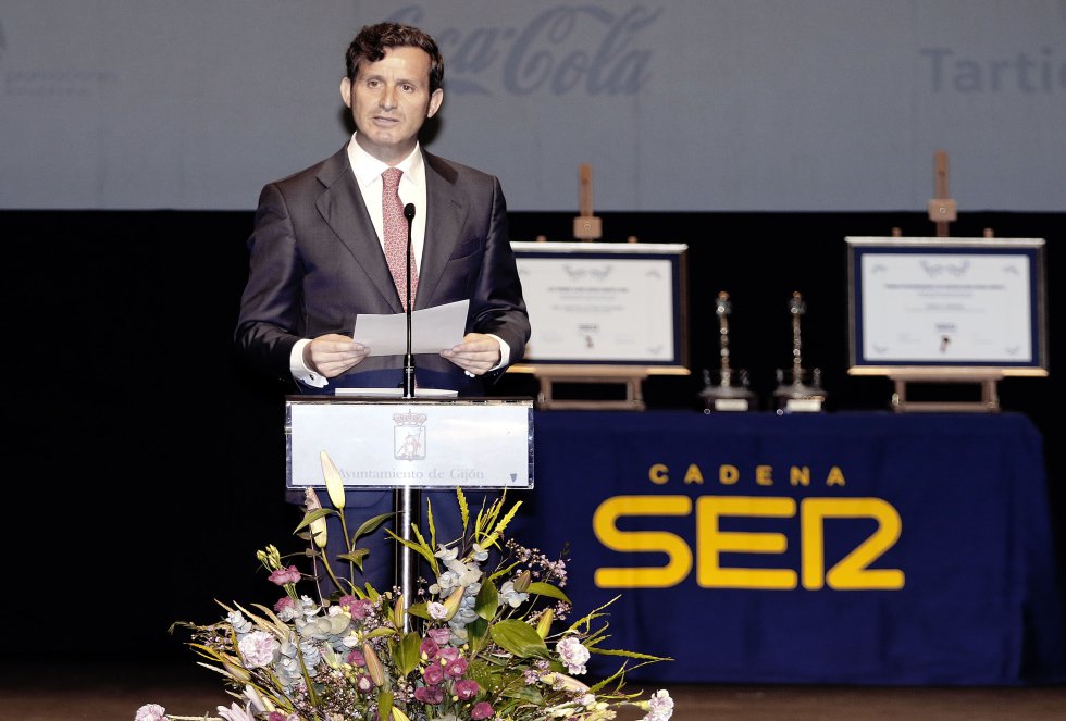 El director de Ser Gijón, Pablo González-Palacios, durante su discurso El director de Ser Gijón, Pablo González-Palacios, durante su discurso