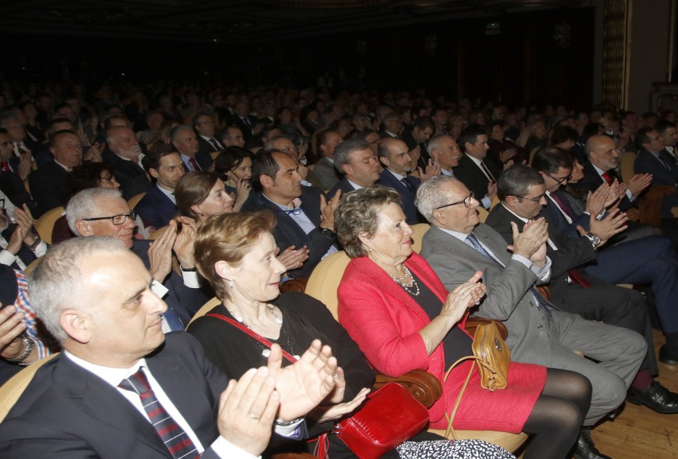 Algunos de los presentes aplaudieron en distintos momentos de la Gala Algunos de los presentes aplaudieron en distintos momentos de la Gala