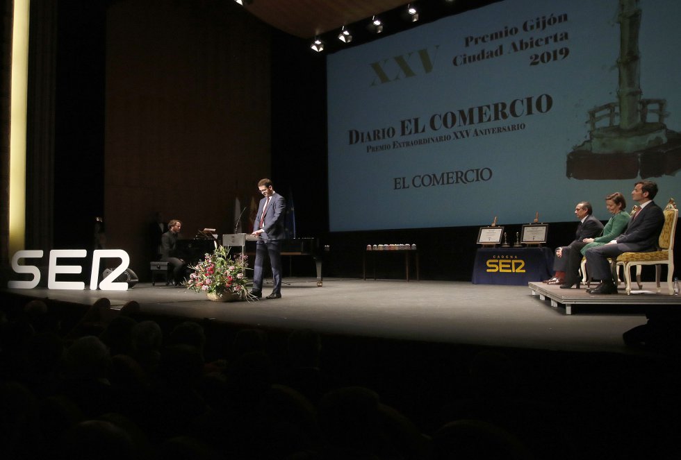 El director general de EL COMERCIO, Goyo Ezama, durante su discurso El director general de EL COMERCIO, Goyo Ezama, durante su discurso