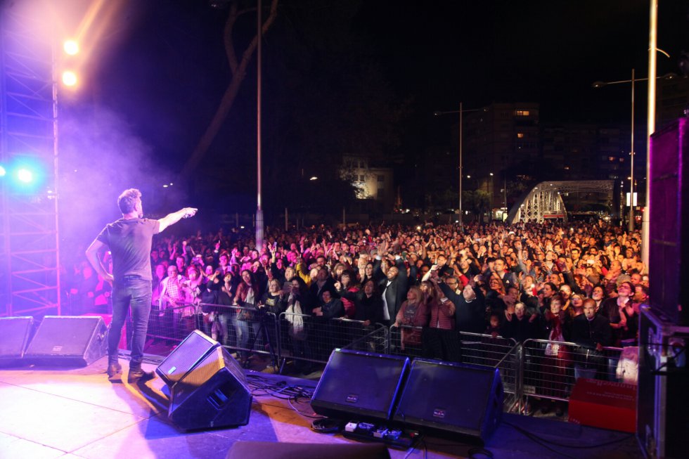 Éxito del Concierto Estrella de las Fiestas de Primavera con LOS40 Classic Éxito del Concierto Estrella de las Fiestas de Primavera con LOS40 Classic