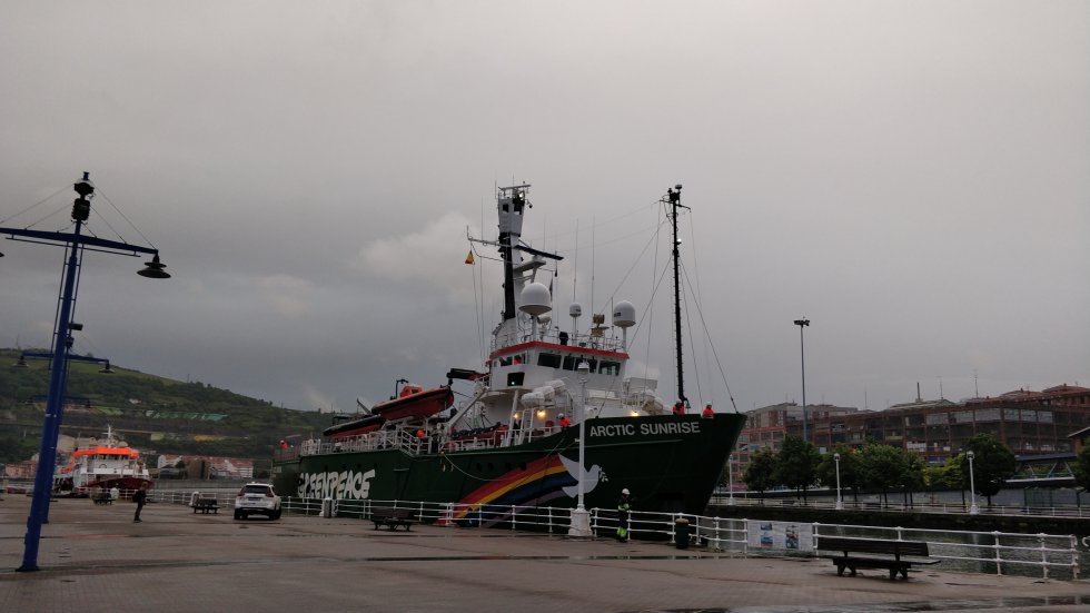 La llegada del barco al muelle La llegada del barco al muelle