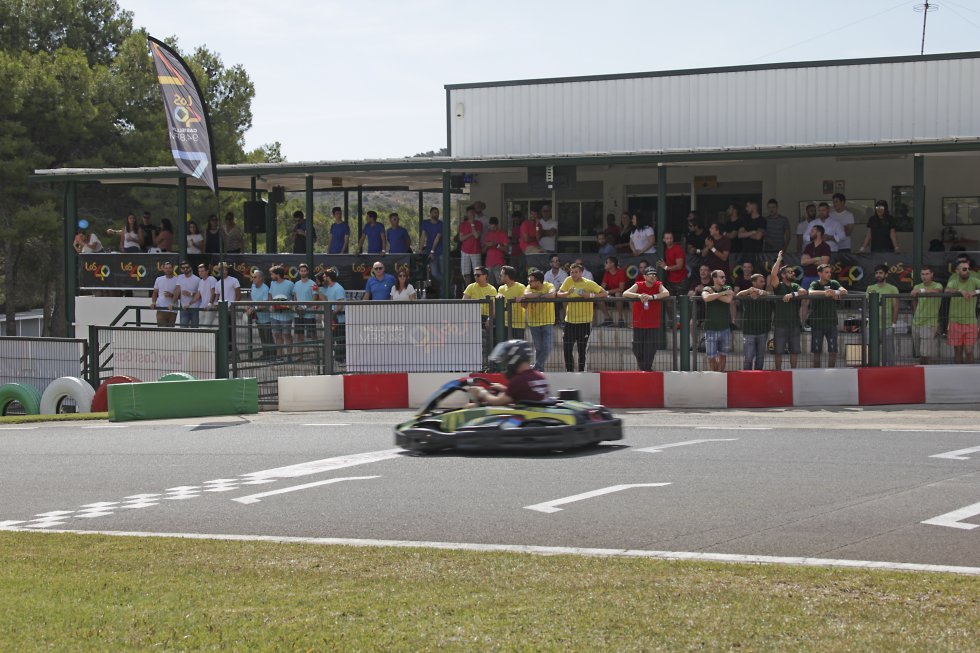 Éxito del II Gran Premio de resistencia en Karting LOS40 Castellón Éxito del II Gran Premio de resistencia en Karting LOS40 Castellón