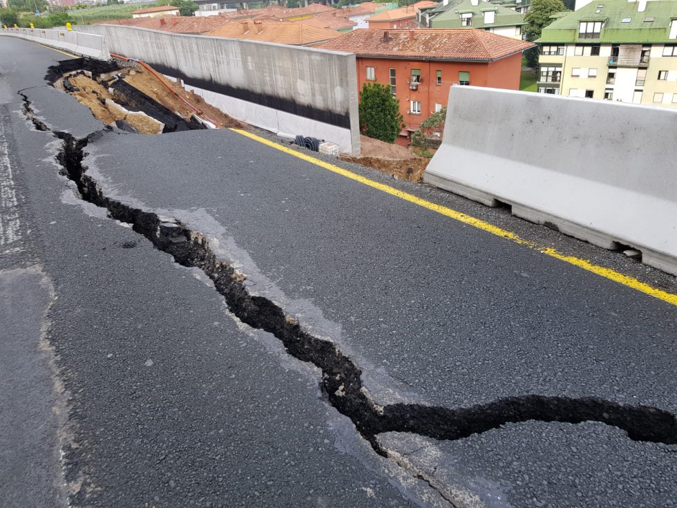 Fotogalería | El desprendimiento de la A-67 Fotogalería | El desprendimiento de la A-67