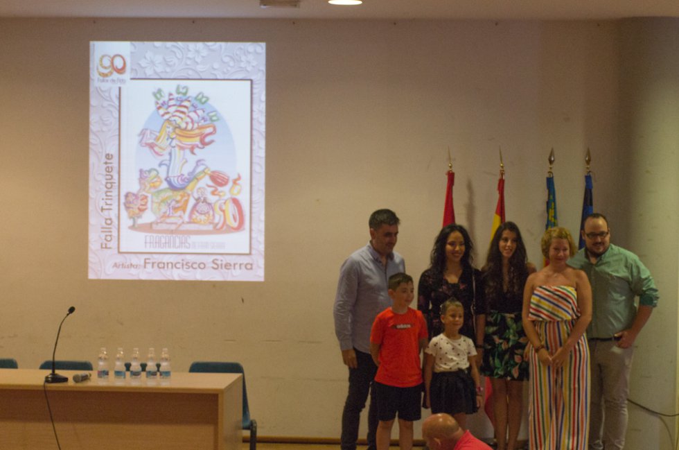 FOTOGALERÍA | Presentación bocetos Fallas de Elda FOTOGALERÍA | Presentación bocetos Fallas de Elda