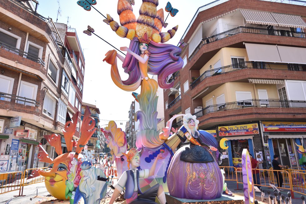 FOTOGALERÍA | Monumentos Falleros de Elda 2019 FOTOGALERÍA | Monumentos Falleros de Elda 2019