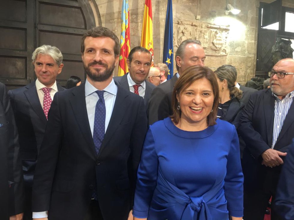 La líder del PP en la Comunitat Valenciana ha recibido al líder nacional del partido durante la celebración del día de la Comunitat La líder del PP en la Comunitat Valenciana ha recibido al líder nacional del partido durante la celebración del día de la Comunitat
