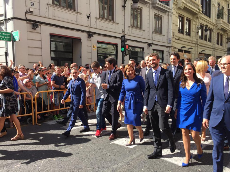 El líder del Partido Popular, Pablo Casado, ha acompañado a María José Catalá durante la procesión por las calles de València El líder del Partido Popular, Pablo Casado, ha acompañado a María José Catalá durante la procesión por las calles de València