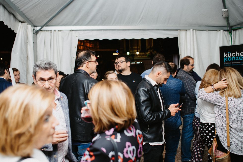 La sociedad zaragozana disfrutando de la zona VIP del concierto de Amaral de Los40 y Radio Zaragoza. La sociedad zaragozana disfrutando de la zona VIP del concierto de Amaral de Los40 y Radio Zaragoza.