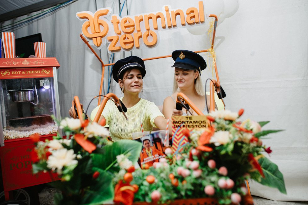 Las marcas estuvieron muy presentes en la zona VIP del concierto de Amaral de Los40 y Radio Zaragoza. Las marcas estuvieron muy presentes en la zona VIP del concierto de Amaral de Los40 y Radio Zaragoza.