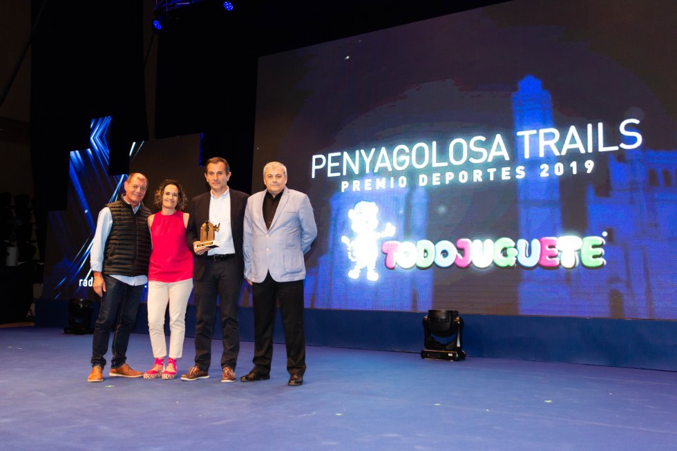 PREMIOS RADIO CASTELLÓN CADENA SER: Las mejores fotos de la XVI Gala de Premios de Radio Castellón PREMIOS RADIO CASTELLÓN CADENA SER: Las mejores fotos de la XVI Gala de Premios de Radio Castellón