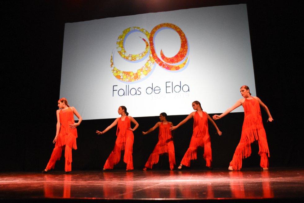 FOTOGALERÍA| Homenaje a las Falleras y presidentes de la fiesta del fuego de Elda, en su 90 aniversario FOTOGALERÍA| Homenaje a las Falleras y presidentes de la fiesta del fuego de Elda, en su 90 aniversario