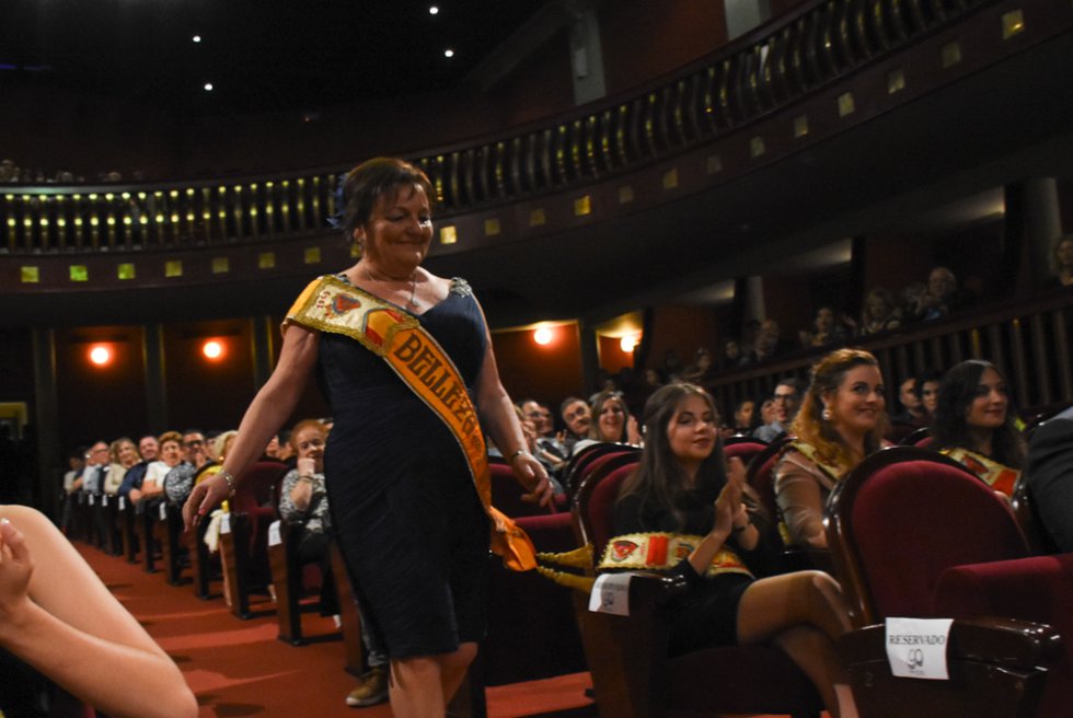 FOTOGALERÍA| Homenaje a las Falleras y presidentes de la fiesta del fuego de Elda, en su 90 aniversario FOTOGALERÍA| Homenaje a las Falleras y presidentes de la fiesta del fuego de Elda, en su 90 aniversario