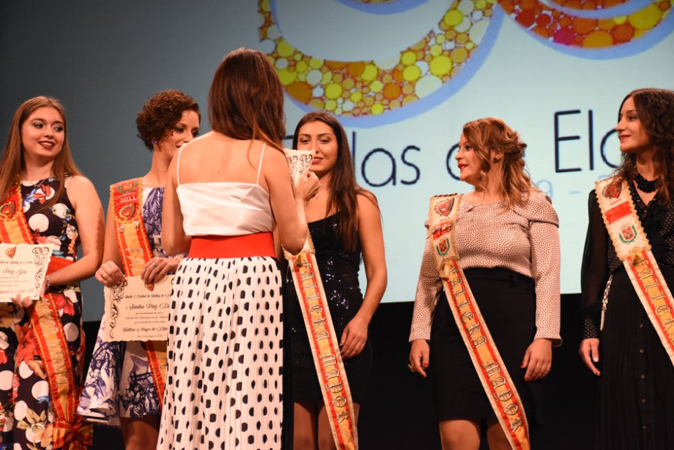 FOTOGALERÍA| Homenaje a las Falleras y presidentes de la fiesta del fuego de Elda, en su 90 aniversario FOTOGALERÍA| Homenaje a las Falleras y presidentes de la fiesta del fuego de Elda, en su 90 aniversario