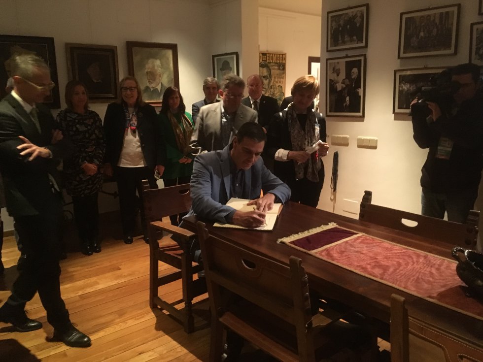 Visita de Pedro Sánchez a la Casa Museo de Unamuno Visita de Pedro Sánchez a la Casa Museo de Unamuno