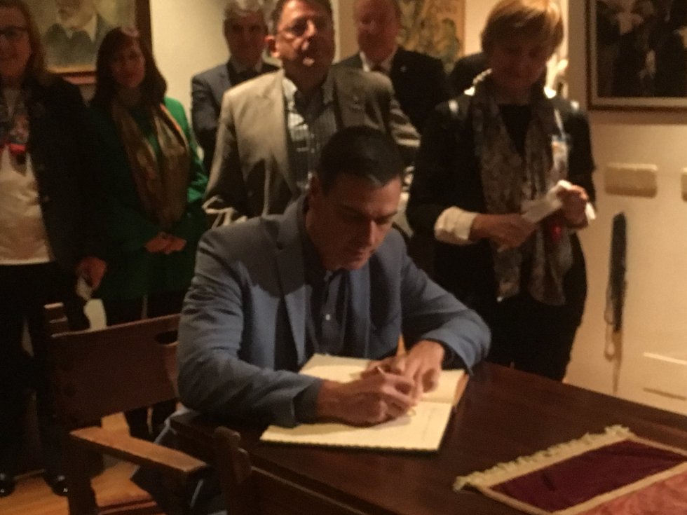 Visita de Pedro Sánchez a la Casa Museo de Unamuno Visita de Pedro Sánchez a la Casa Museo de Unamuno