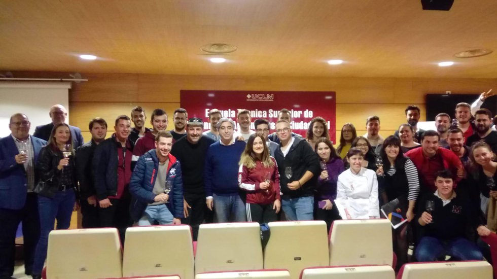 Los mejores momentos de 'Coloquios del Vino y Nuestra Tierra' desde Ciudad Real Los mejores momentos de 'Coloquios del Vino y Nuestra Tierra' desde Ciudad Real