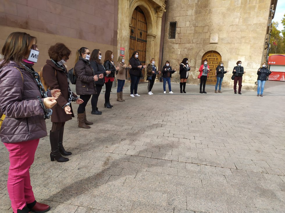 Imagen de la performance de CCOO Imagen de la performance de CCOO