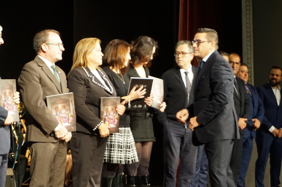 Elda clausura el 75 aniversario de los Moros y Cristianos Elda clausura el 75 aniversario de los Moros y Cristianos