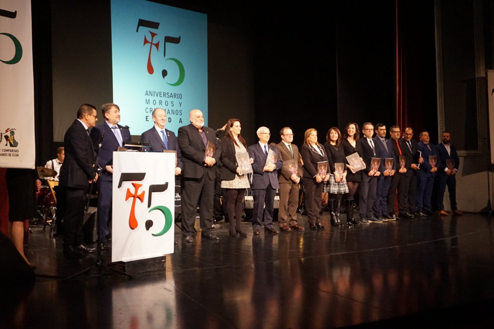 Elda clausura el 75 aniversario de los Moros y Cristianos Elda clausura el 75 aniversario de los Moros y Cristianos