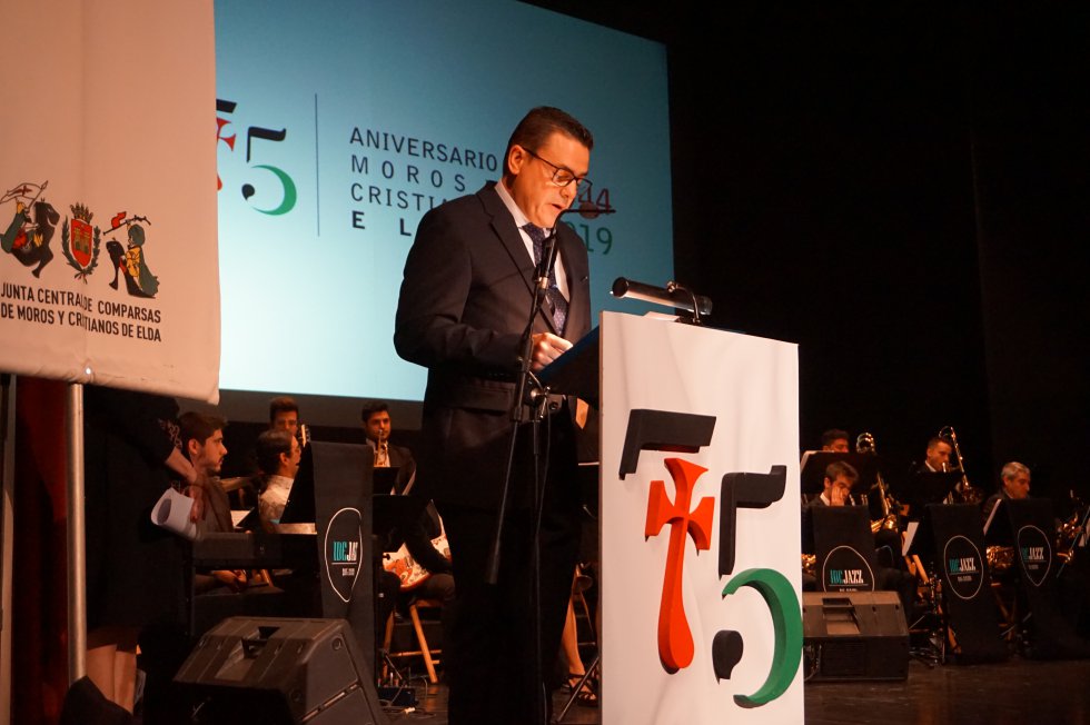 Elda clausura el 75 aniversario de los Moros y Cristianos Elda clausura el 75 aniversario de los Moros y Cristianos