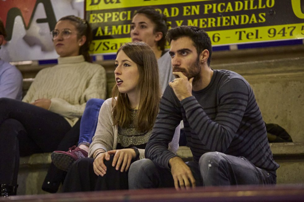Las imágenes del triunfo del BlasGón y Bodegas Ceres ante CajaSur (30-25) en el Príncipe de Asturias. Las imágenes del triunfo del BlasGón y Bodegas Ceres ante CajaSur (30-25) en el Príncipe de Asturias.