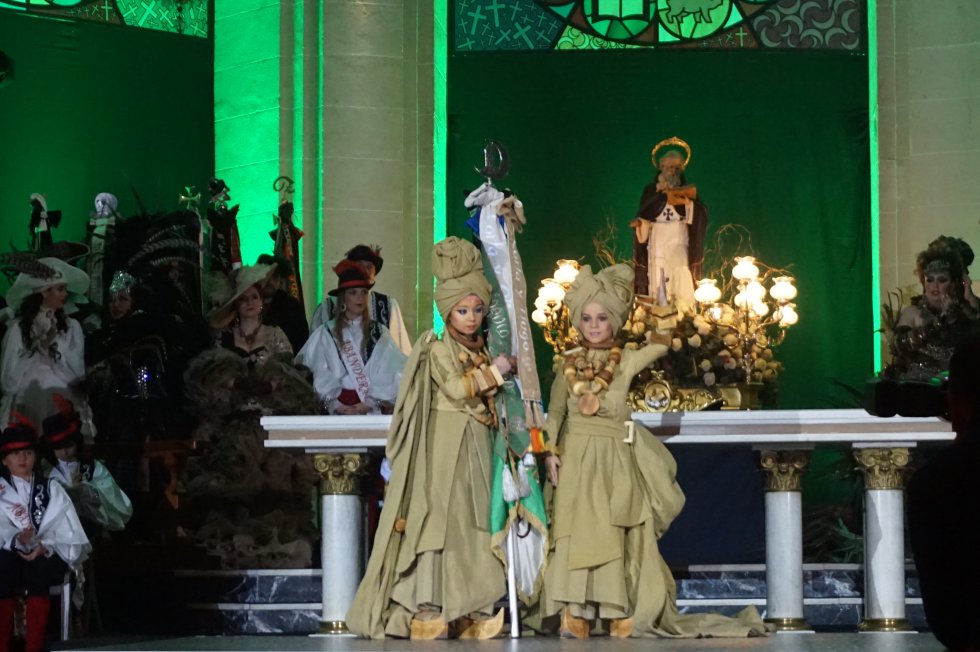 media fiesta: Elda proclama a sus nuevos cargos festeros para los Moros y Cristianos 2020 media fiesta: Elda proclama a sus nuevos cargos festeros para los Moros y Cristianos 2020