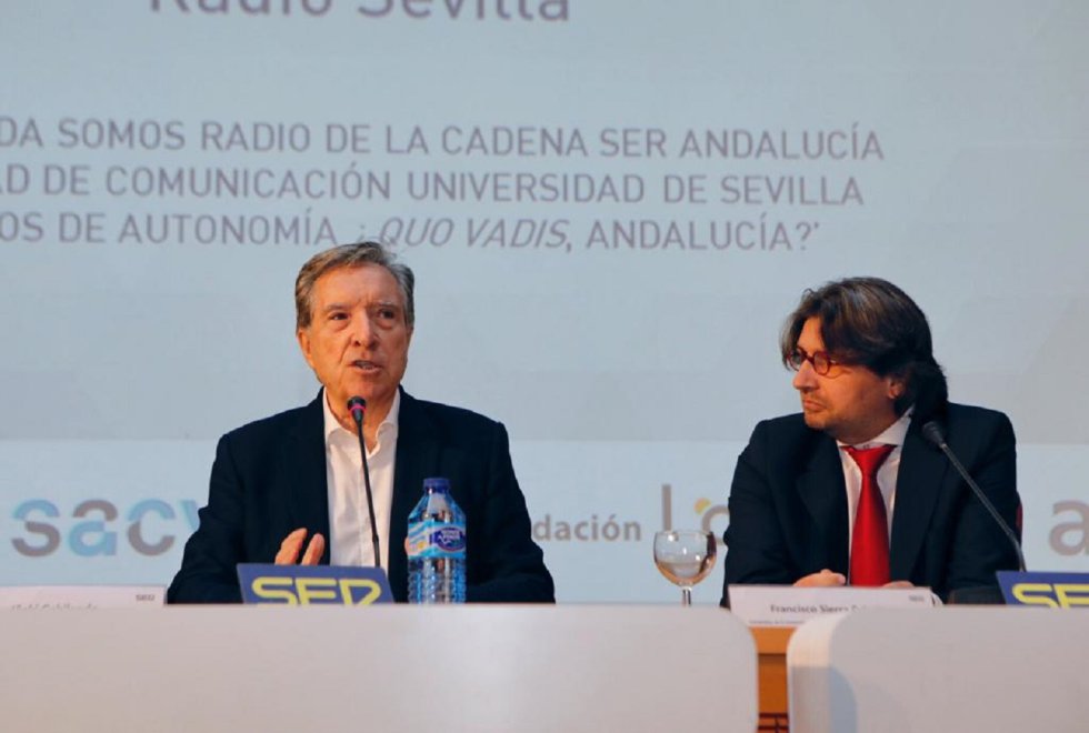 Iñaki Gabilondo, durante su intervención Iñaki Gabilondo, durante su intervención
