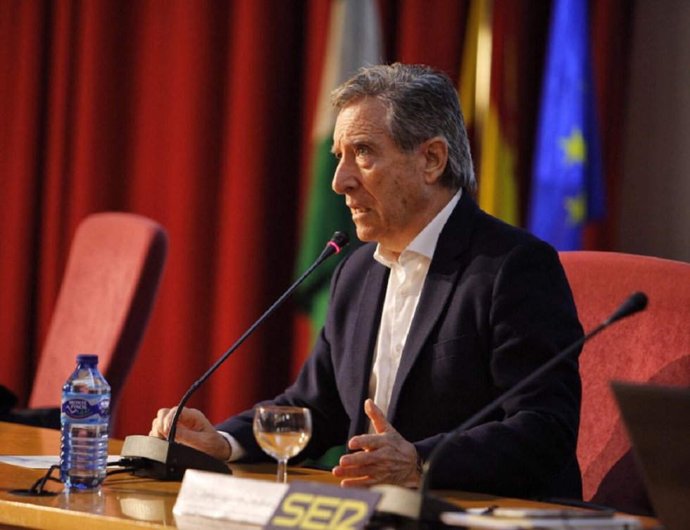 Iñaki Gabilondo, durante su intervención Iñaki Gabilondo, durante su intervención