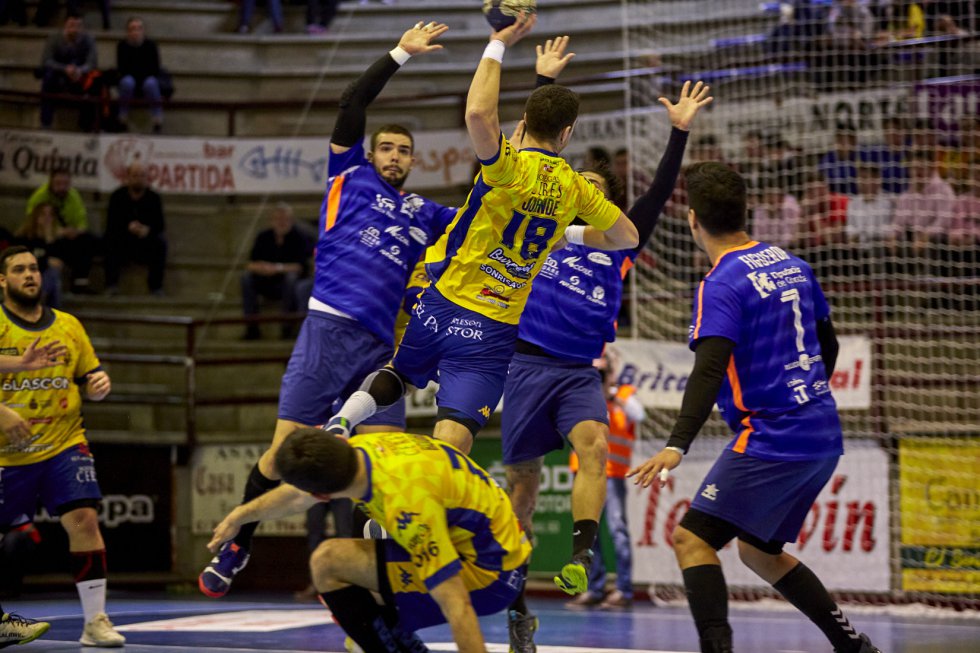 Las imágenes del último triunfo amarillo en el Príncipe de Asturias, ante Palma del Río (29-21) Las imágenes del último triunfo amarillo en el Príncipe de Asturias, ante Palma del Río (29-21)
